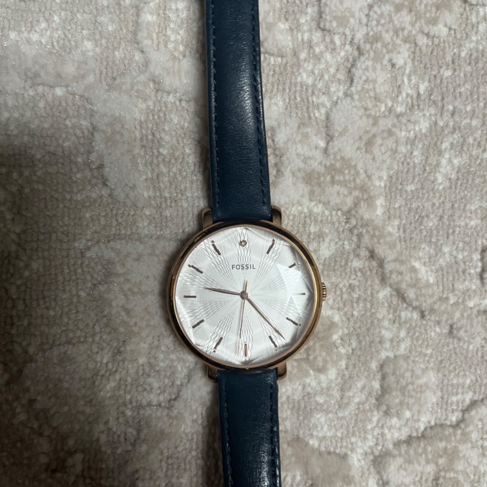 Fossil Watch - Picture 3 of 6